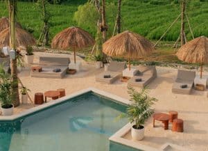 View of the best beach clubs in Canggu, Bali with pools, oceanfront lounges and sunset vibes