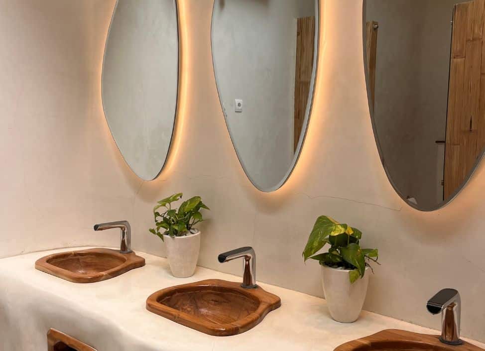 luna-beach-club-canggu-bathroom