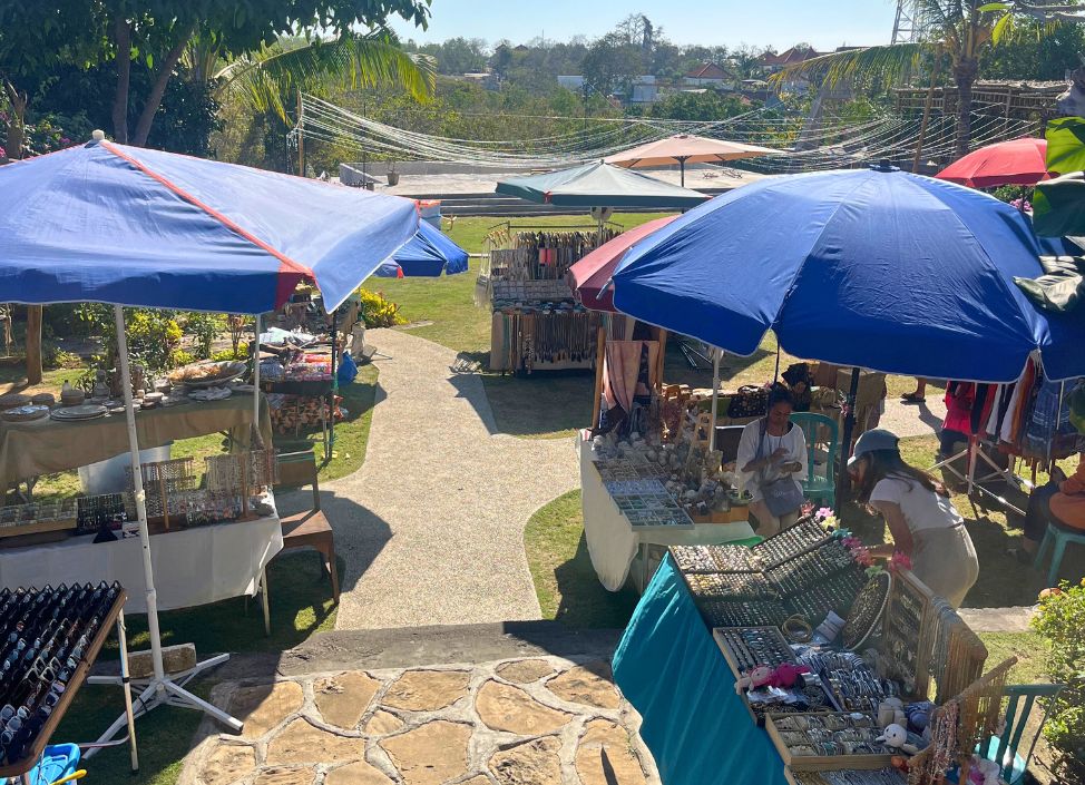 market-warung-cenana-outdoor