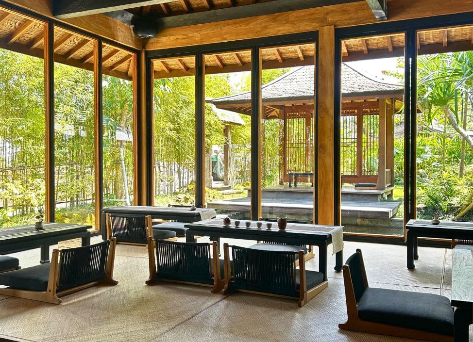 Rüsters Tea House Ubud with minimalist design and rice field views
