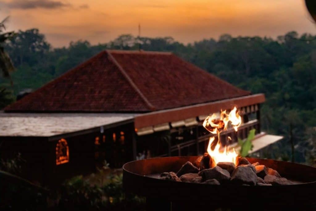 Sunset dining at Chupacabras Ubud with jungle and temple views