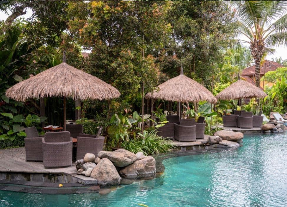 best-pool-club-ubud-folk