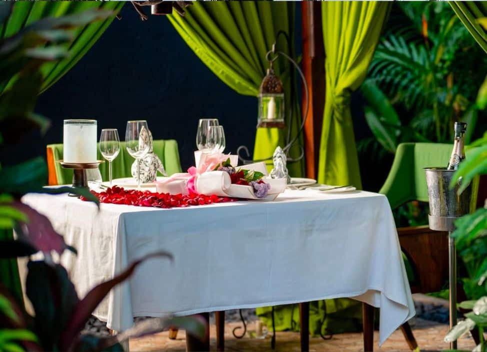 romantic-restaurant-mozaic