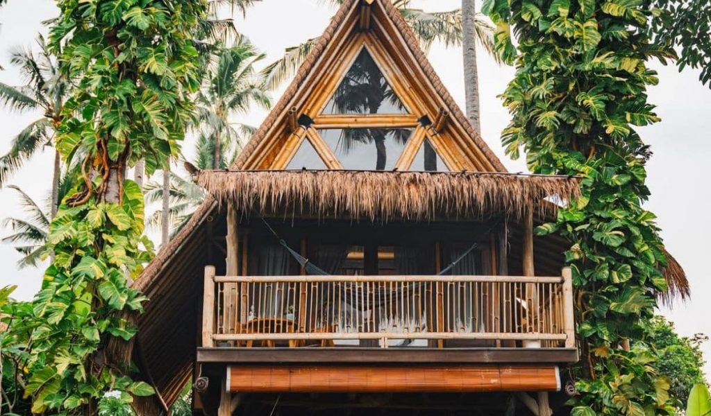 Front view of bamboo villa at Batu Kayu Eco Lodge