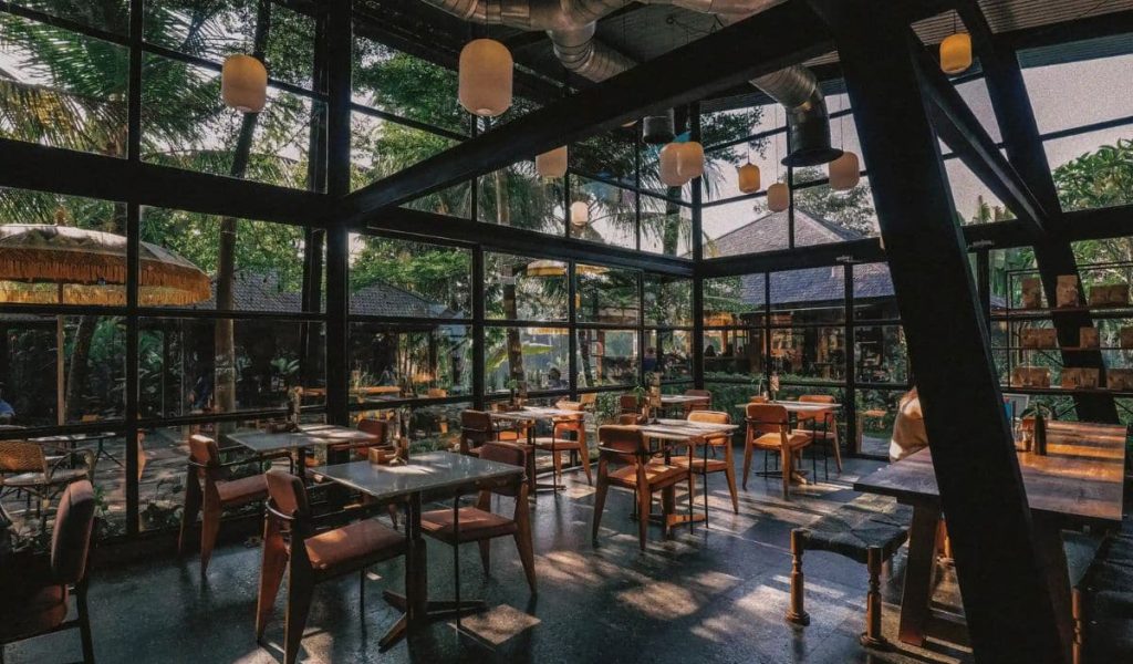 Aerial view of Rusters café and its spacious surroundings in Ubud