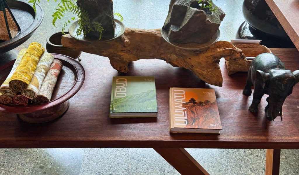 Rusters café in Ubud with the Stay In travel guide on display