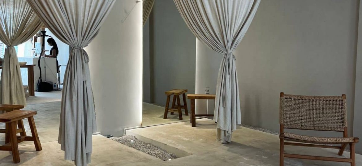 Elegant fitting room at One Fable concept store