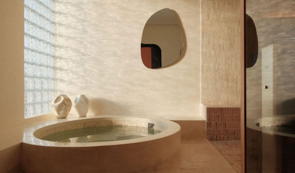 Interior view of the cold plunge area at Sundaymood in Canggu