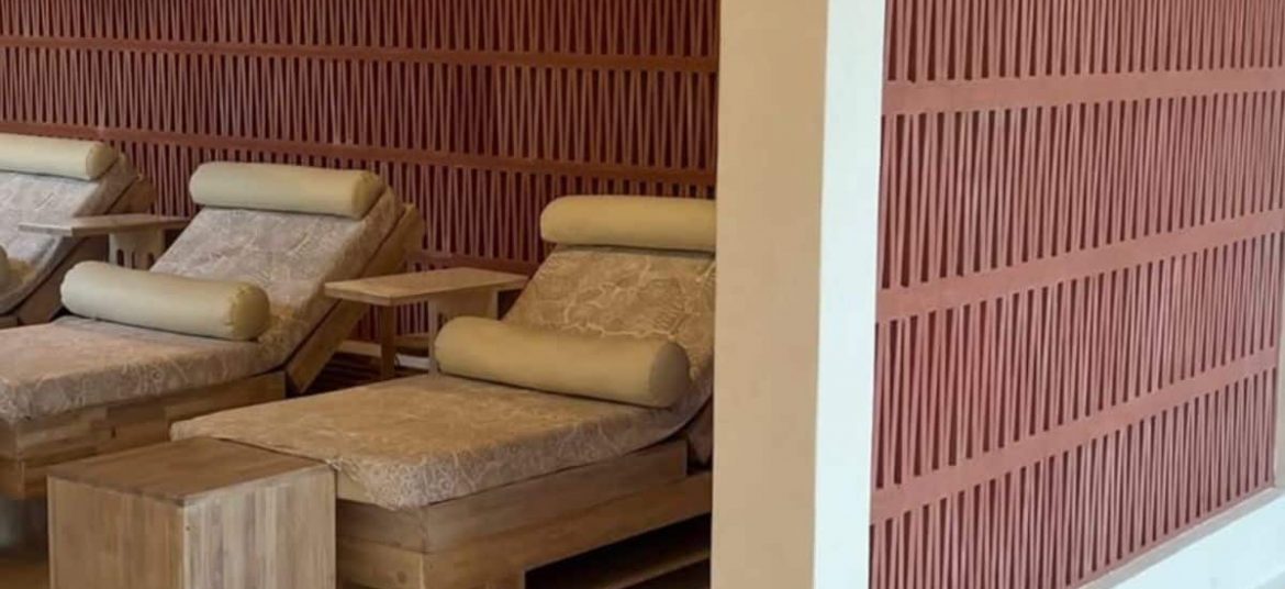 Minimalist massage room at Spring Spa Bingin with natural light