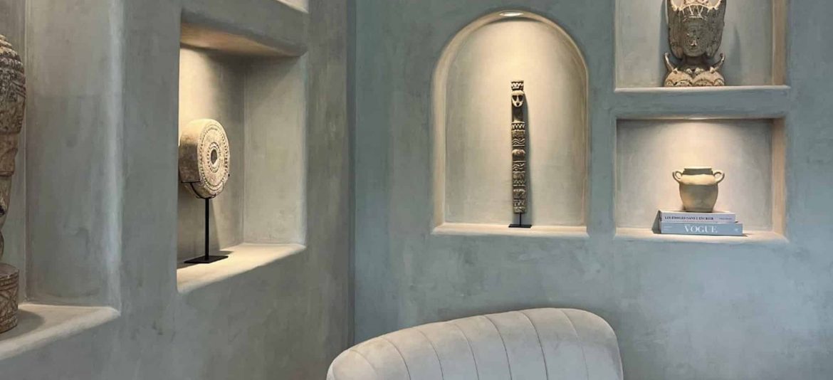 Modern interior design at Kuku Nail Salon Uluwatu