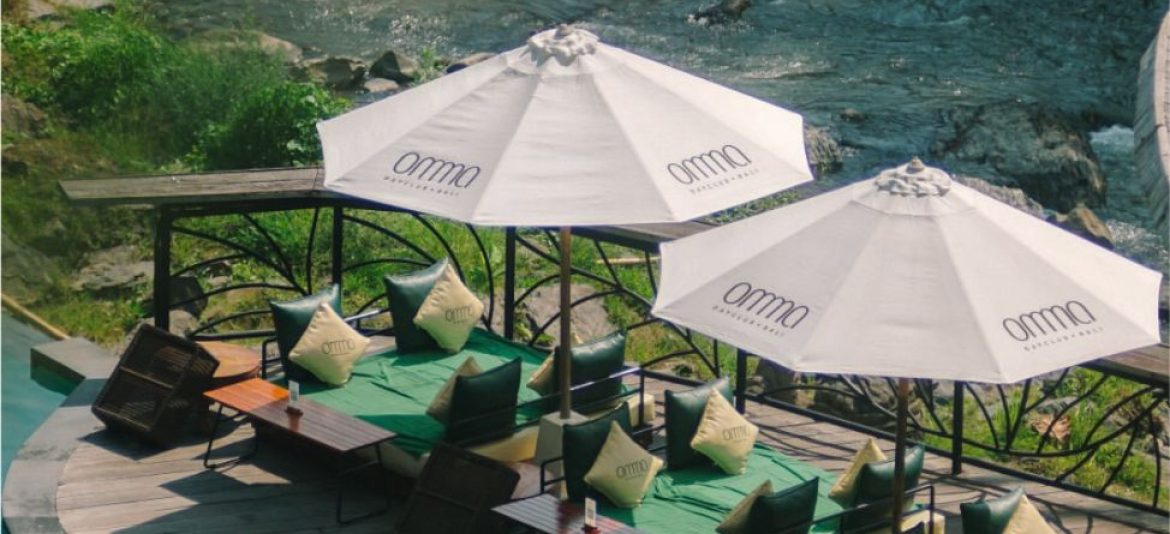 Omma Dayclub overlooking Tegenungan Waterfall near Ubud